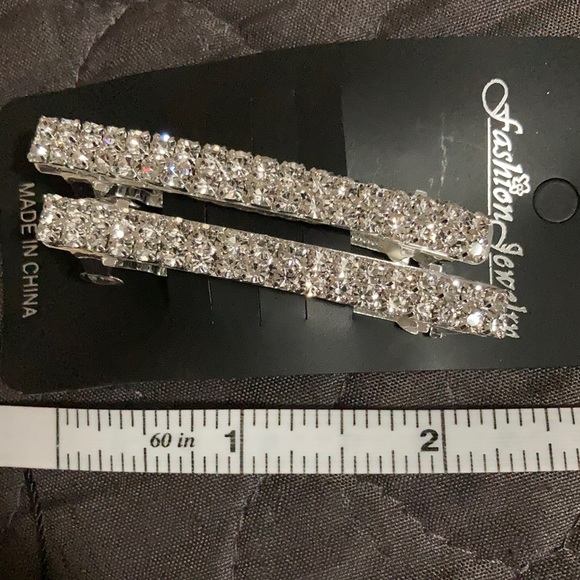 Rhinestone barrette set - Picture 1 of 3